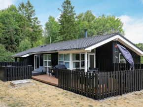 Luxurious Holiday Home in Hals with Sauna Hals